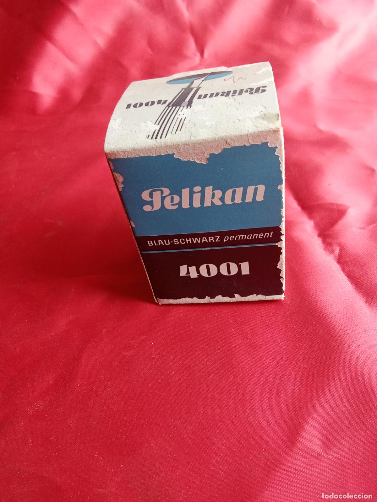 Antig&uuml;edades: Tinta Pelikan 4001, frasco caja original. Vitrina 1 (tiene tinta)