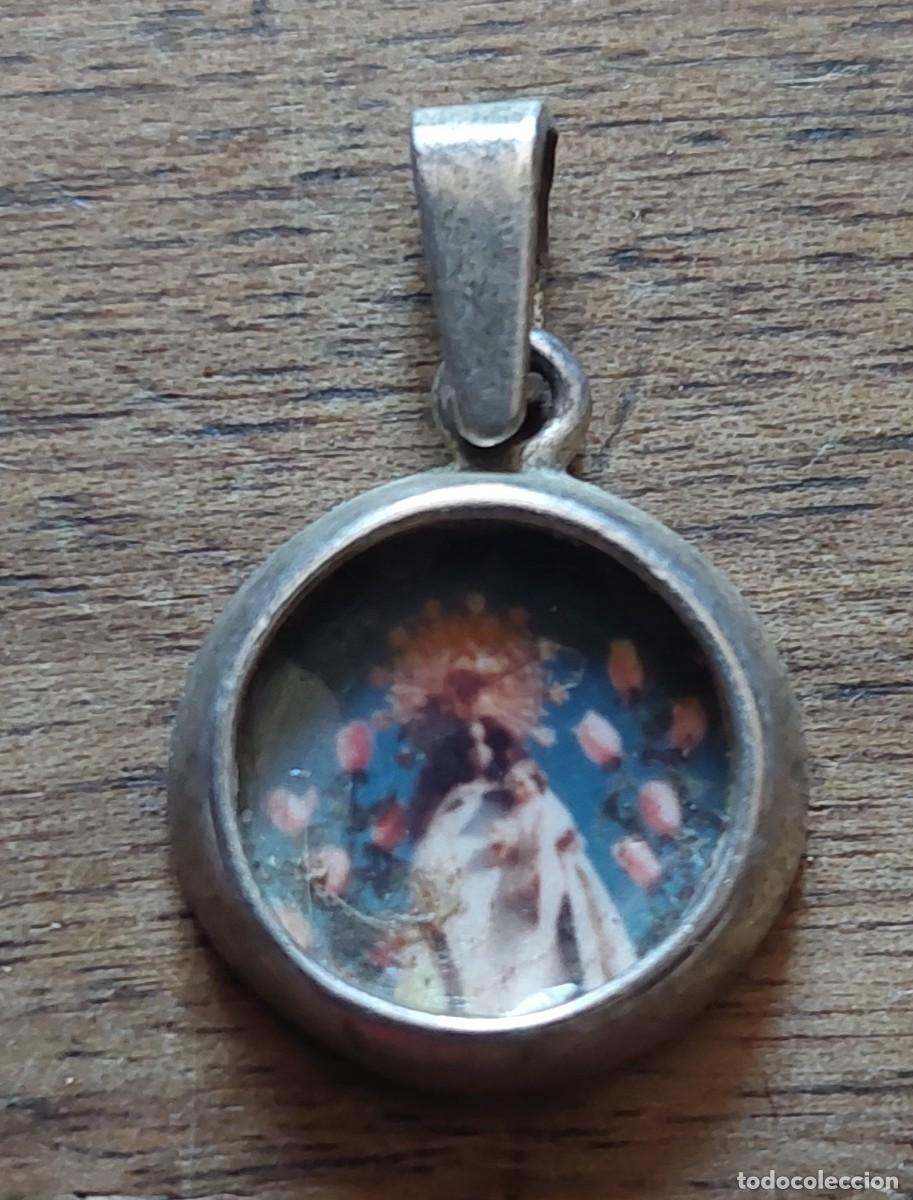 Antig&uuml;edades: Antigua medalla en plata fotografia de Virgen de Moral