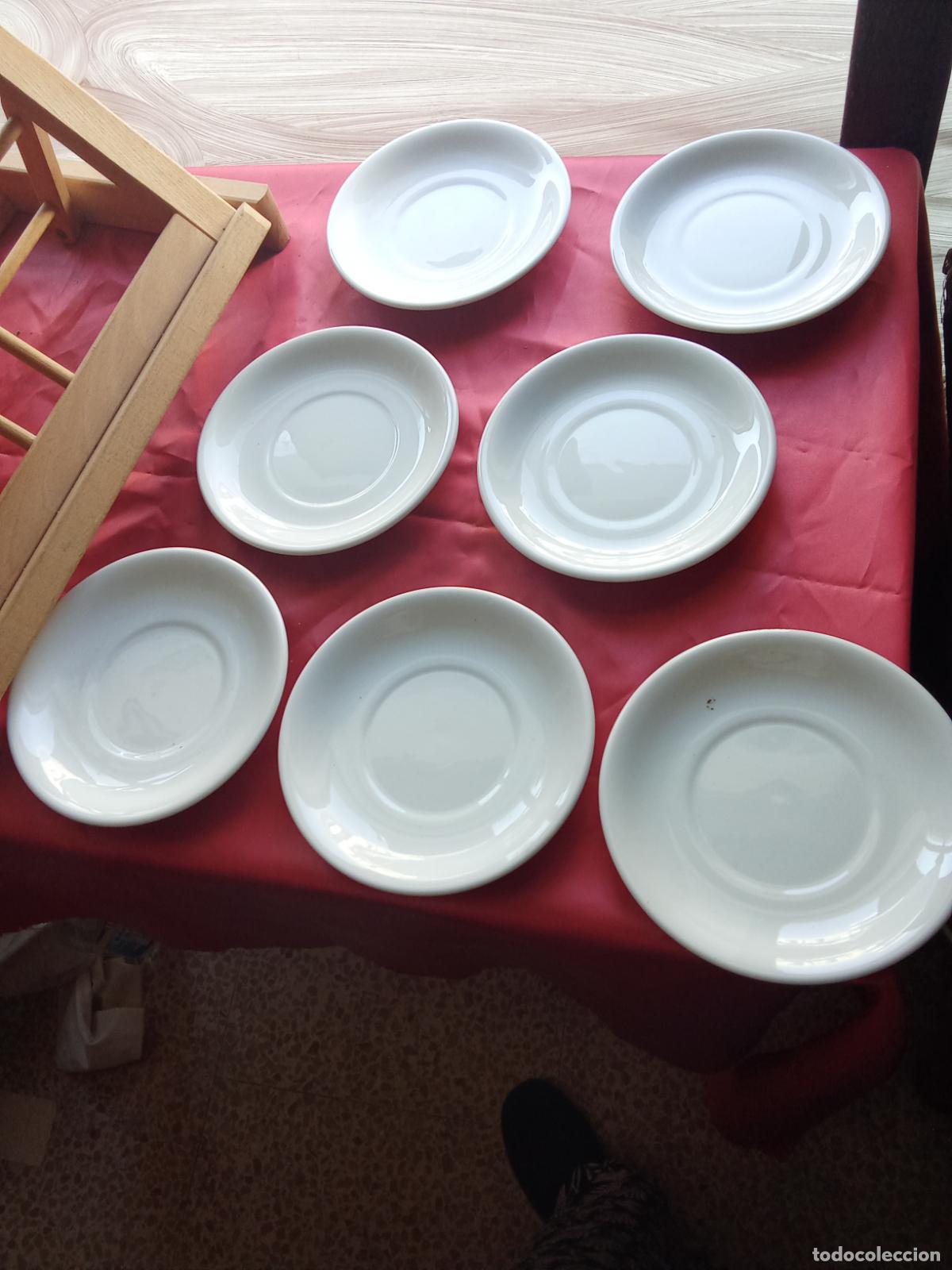 Antig&uuml;edades: 5 platos blancos hosteleria postre. V.4