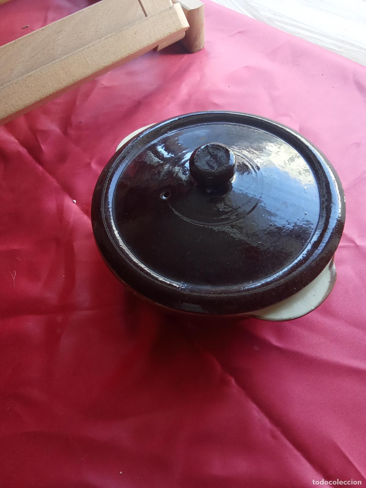 Antig&uuml;edades: Cacerola peque&ntilde;a marca francesa &rdquo;La Bourguinonne&rdquo; Caja Ceramica