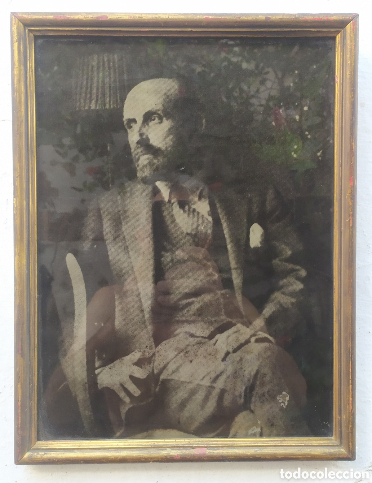 Antig&uuml;edades: Antigua fotograf&iacute;a enmarcada de Juan Ram&oacute;n Jim&eacute;nez. Mide 36x27.5 cm. El de las fotos y en el estado