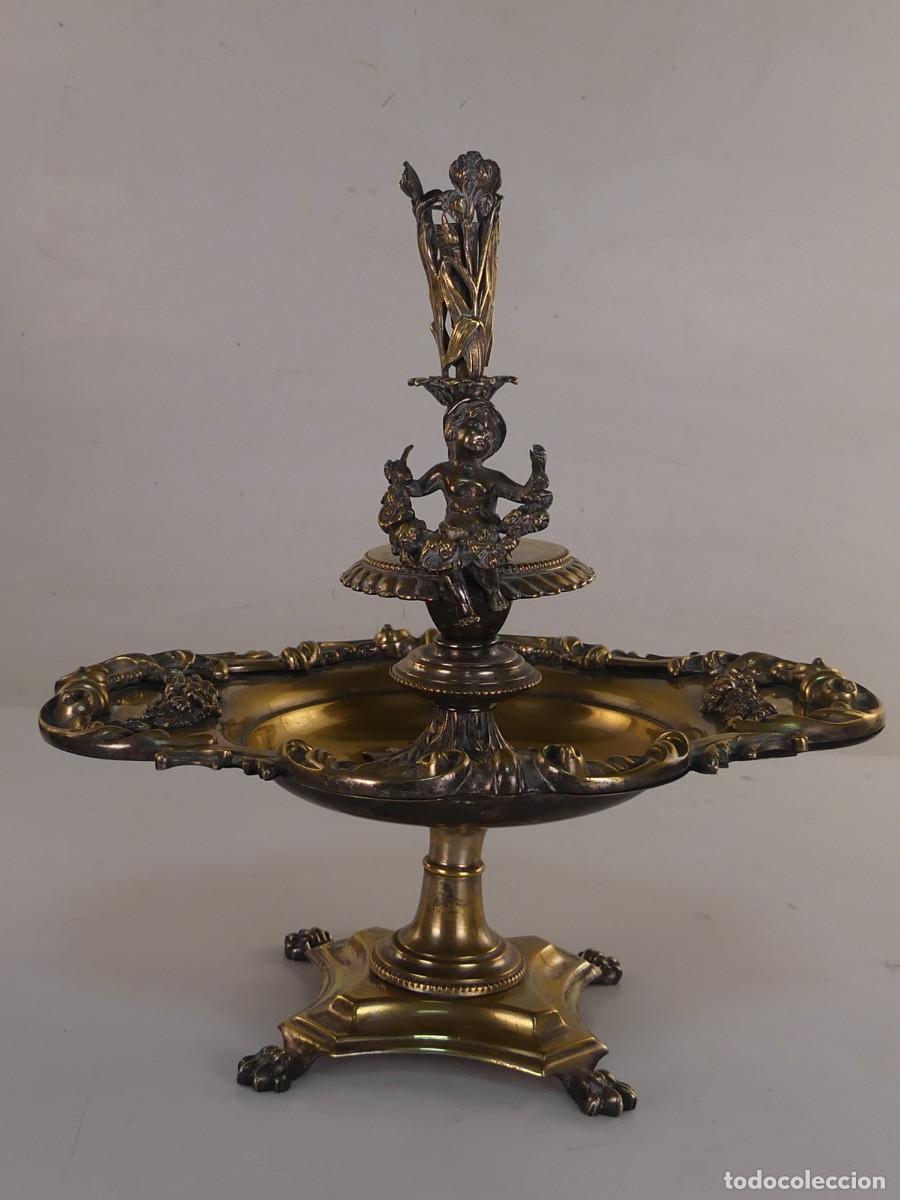Antiquit&eacute;s: PRECIOSO CENTRO DE MESA DE METAL MAGNIFICO DISE&Ntilde;O