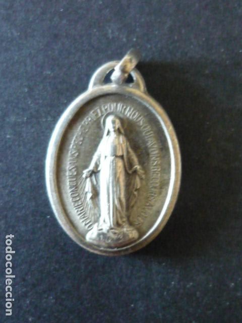 Oggetti Antichi: VIRGEN DE LA MEDALLA MILAGROSA ANTIGUA MEDALLA 2 X 1 CM