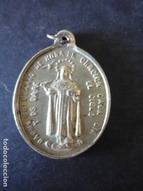 Antiques: SANTA TERESA DE JESUS Y LA INMACULADA CONCEPCION ANTIGUA MEDALLA 4 X 3 CM