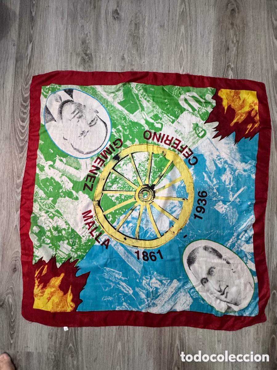 Antiguidades: ANTIGUO PA&Ntilde;UELO DE SEDA VINTAGE DI&Aacute;METRO 99cm x 96cm