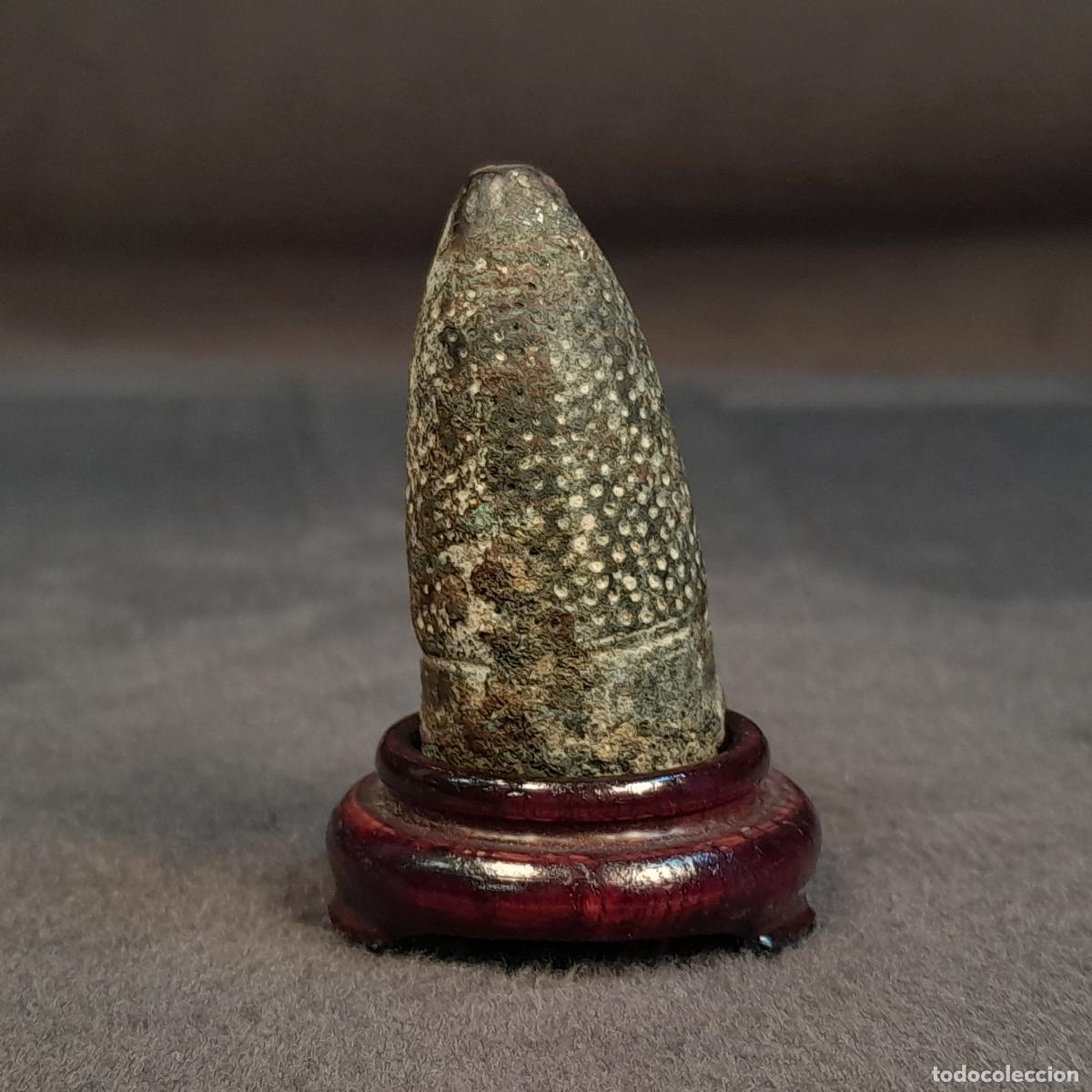 Antiques: DL-2. DEDAL OGIVAL DE SASTRE EN METAL. SIGLOS XV-XVII