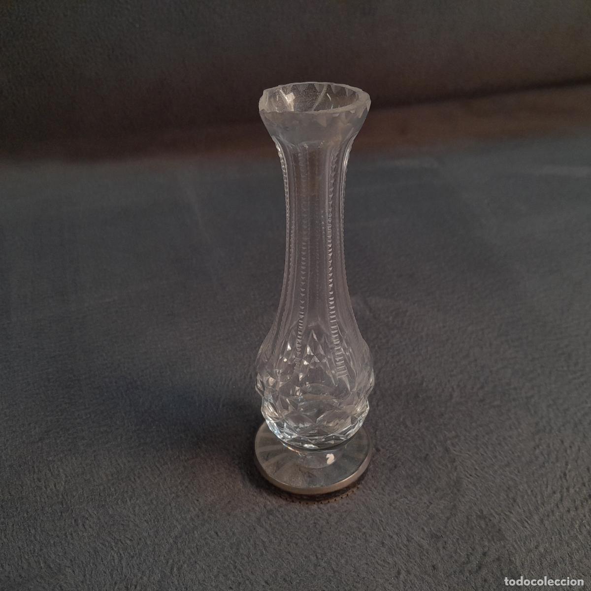 Antiquit&eacute;s: FLORERO PEQUE&Ntilde;O EN CRISTAL TALLADO CON BASE EN PLATA. PRIMERA MITAD S.XX