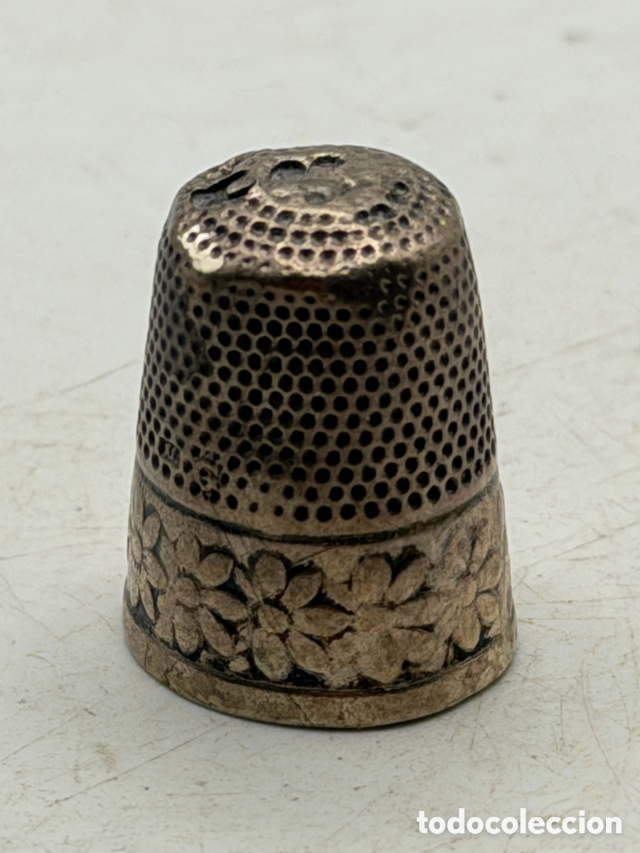 Antiquit&eacute;s: Antiguo Dedal de Plata de Ley