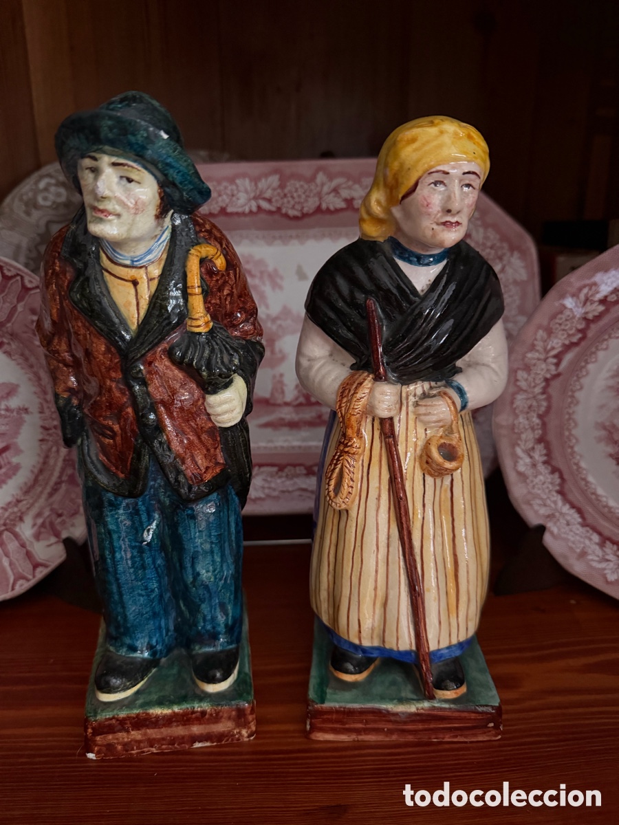 Antig&uuml;edades: Pareja de ancianos de cer&aacute;mica pontecesures