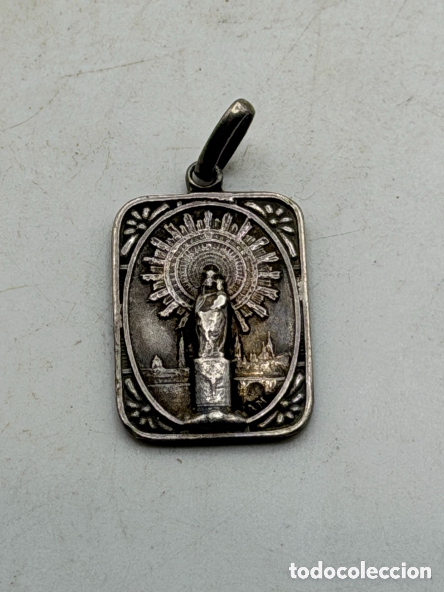 Antiquit&eacute;s: Antigua Medalla Religiosa de Plata