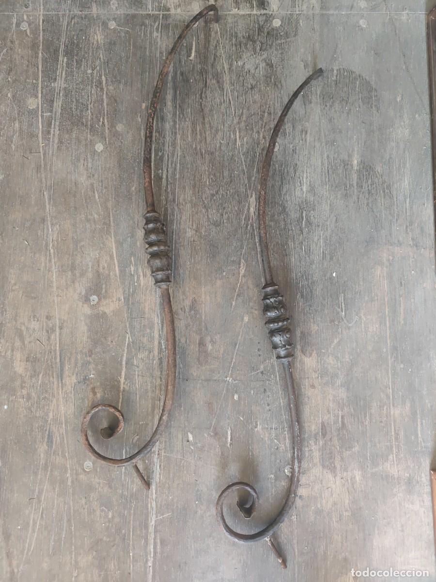 Antig&uuml;edades: Hierro de forja para mesa