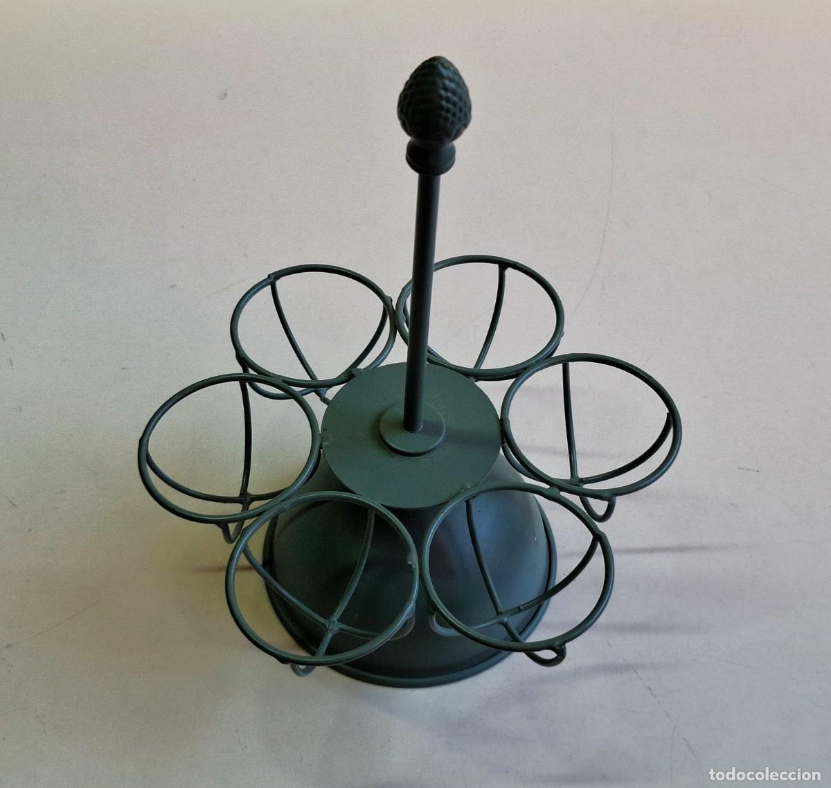 Antiques: SOPORTE PARA CHUPITOS DE METAL - 23.CM ALTO X 17.CM DIAMETRO