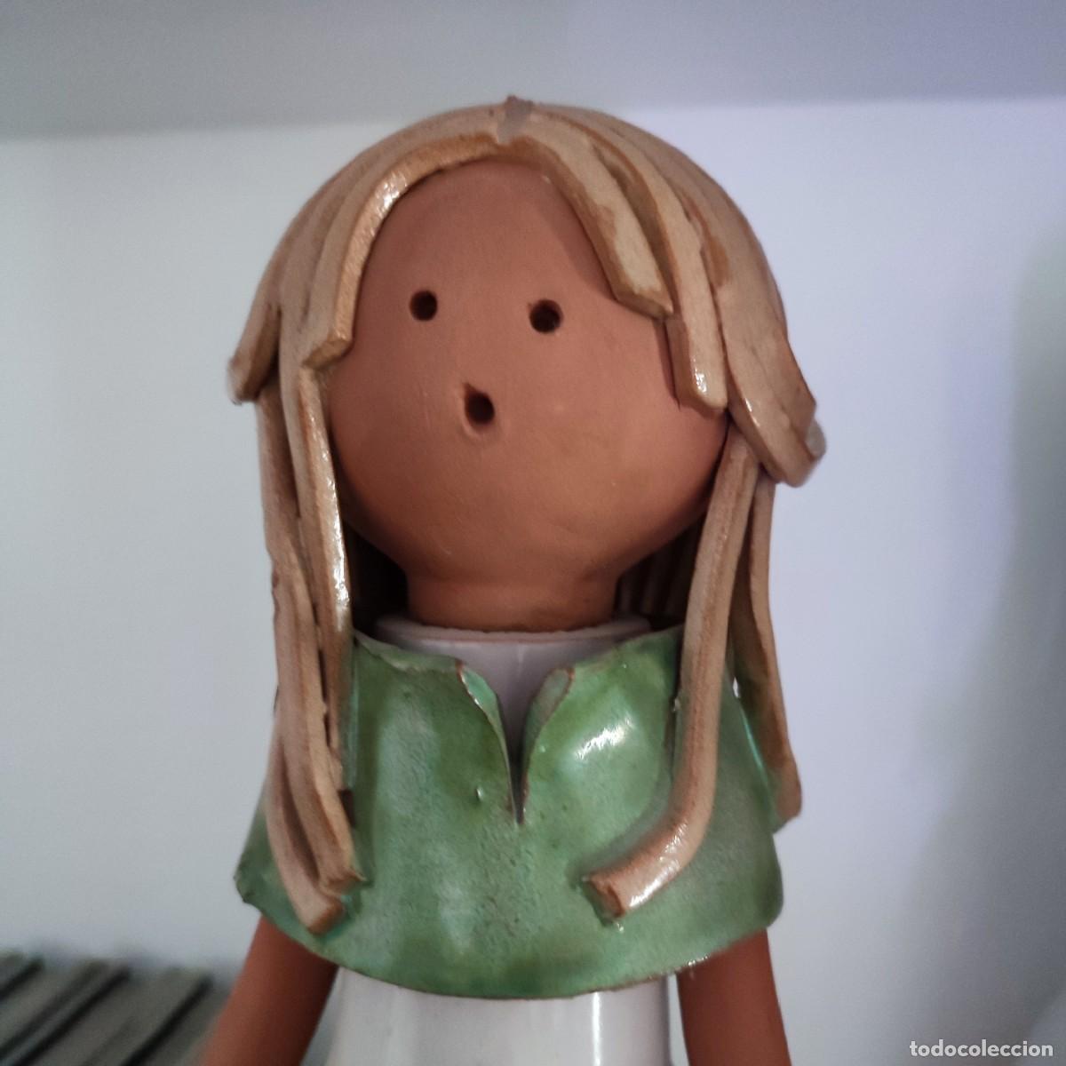 Antig&uuml;edades: Figura de cer&aacute;mica esmaltada - Foto 2