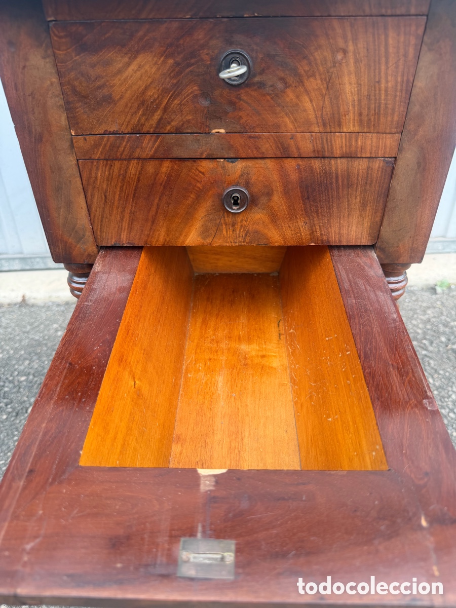 Antig&uuml;edades: Mesa costurero antigua caoba S.XIX - Foto 3