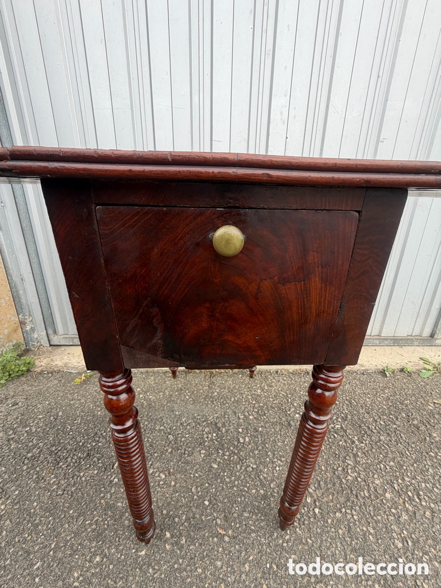 Antig&uuml;edades: Mesa costurero antigua caoba S.XIX - Foto 6