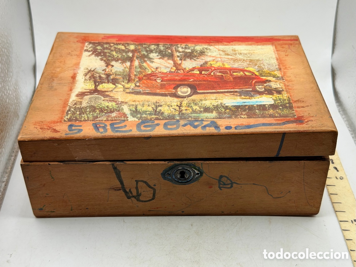 Antiguidades: Antigua Caja de Madera