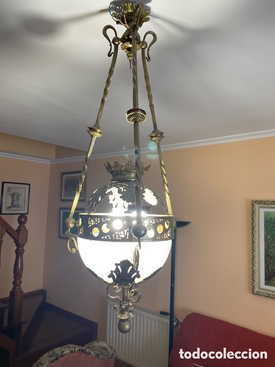 Antig&uuml;edades: Antigua lampara de bronce de techo - Foto 2