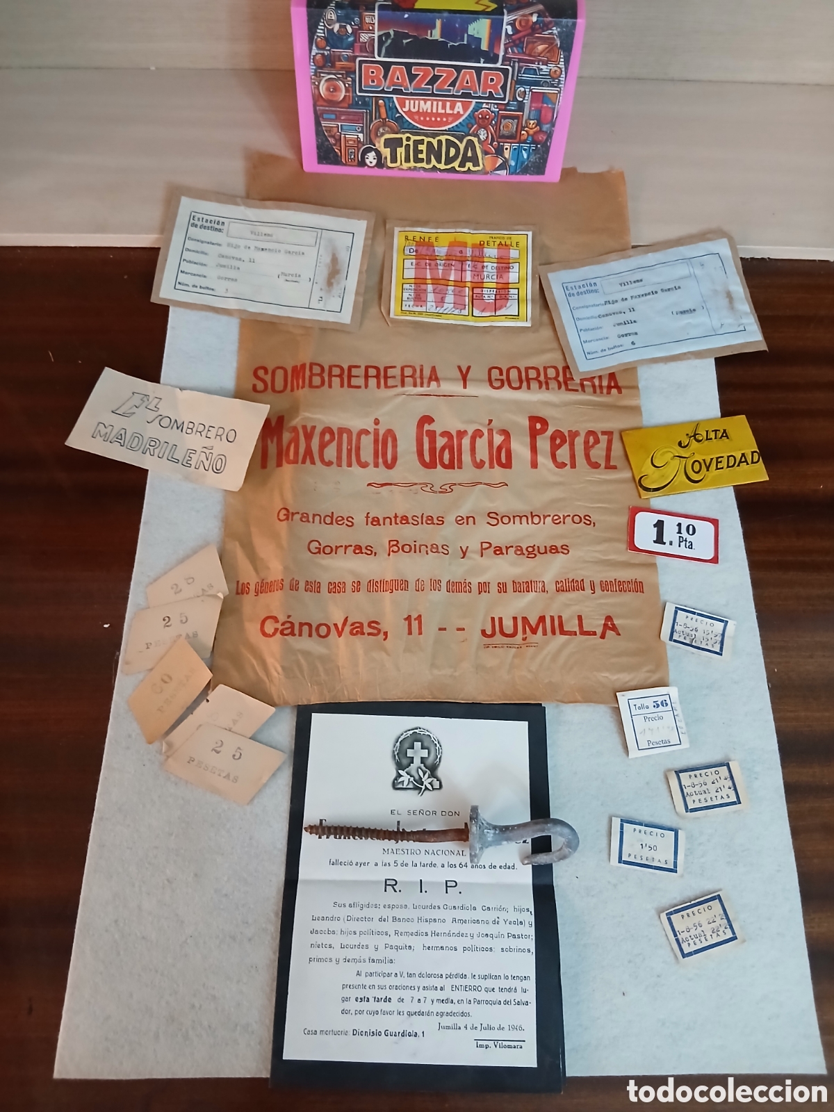 Antig&uuml;edades: Lote completo de antiguedades de jumilla
