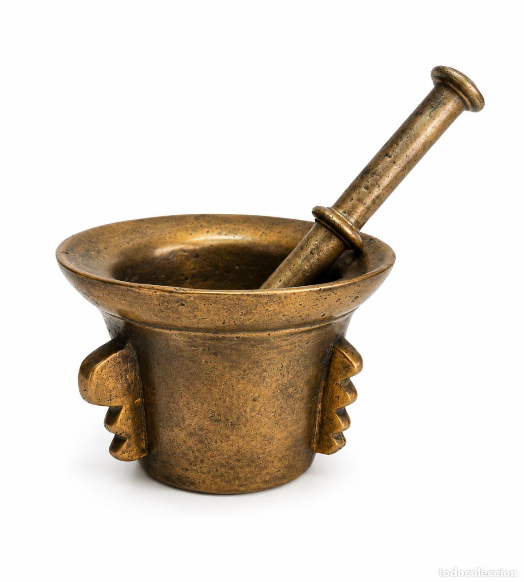 Antiques: Antiguo Mortero G&oacute;tico, Renacentista - Almirez de Bronce con Costllas y su Mano - S.XVI-XVII