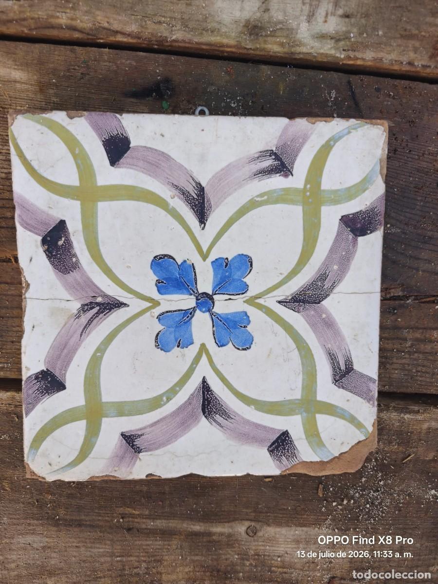 Antig&uuml;edades: AZULEJO ANTIGUO DE MANISES DE 20 X 20 CMS.