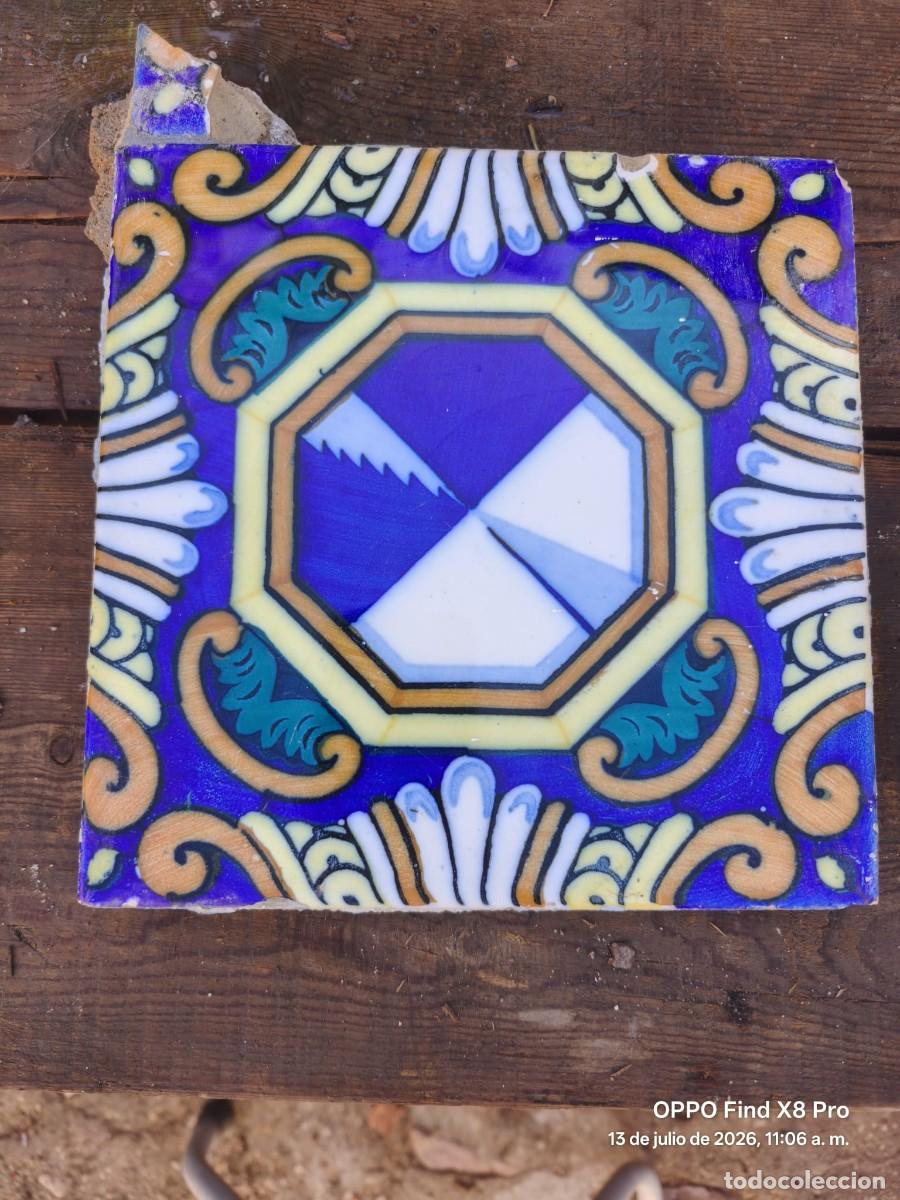 Antig&uuml;edades: AZULEJO ANTIGUO DE MANISES DE 20,5 X 20,5 CMS