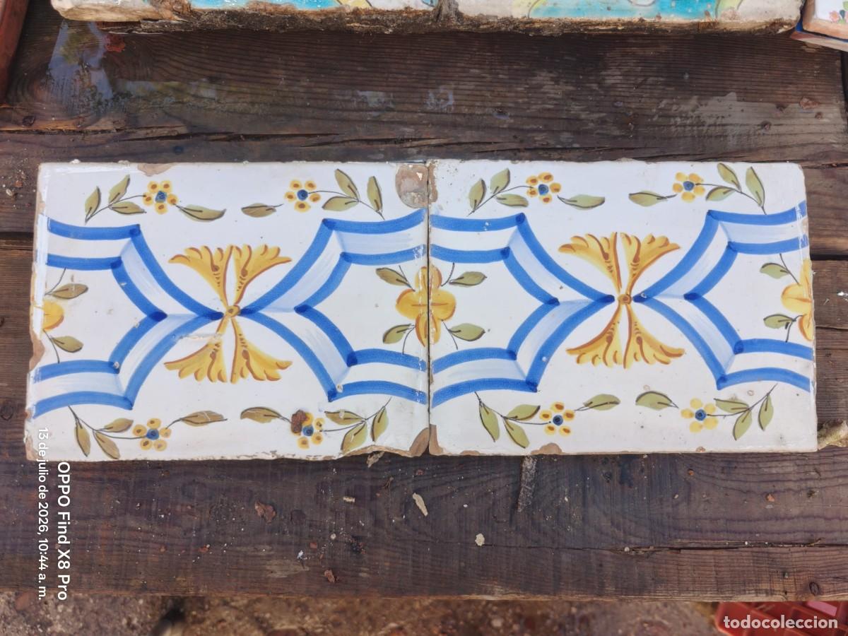 Antig&uuml;edades: PANEL AZULEJOS ANTIGUOS DE MANISES PARA COLGAR DE 41 CMS. DE ALTO X 15,5 CMS. DE ANCHO