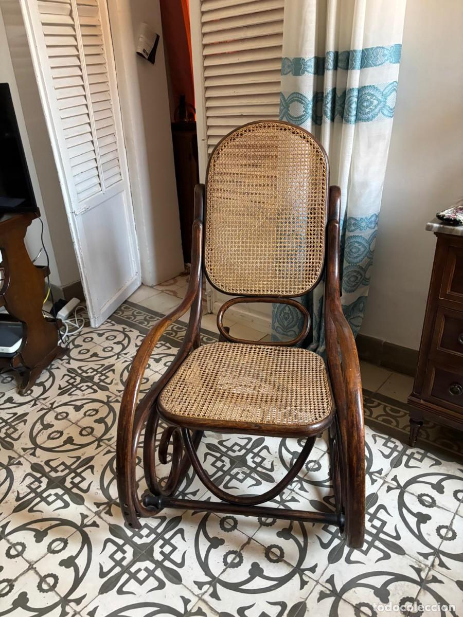 Antig&uuml;edades: mecedora antigua estilo Thonet