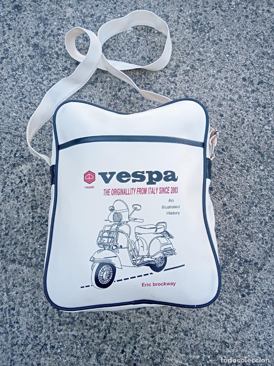 Antig&uuml;edades: BONITO BOLSO. DE SILICONA. ( VESPA ) MOTOCICLETA