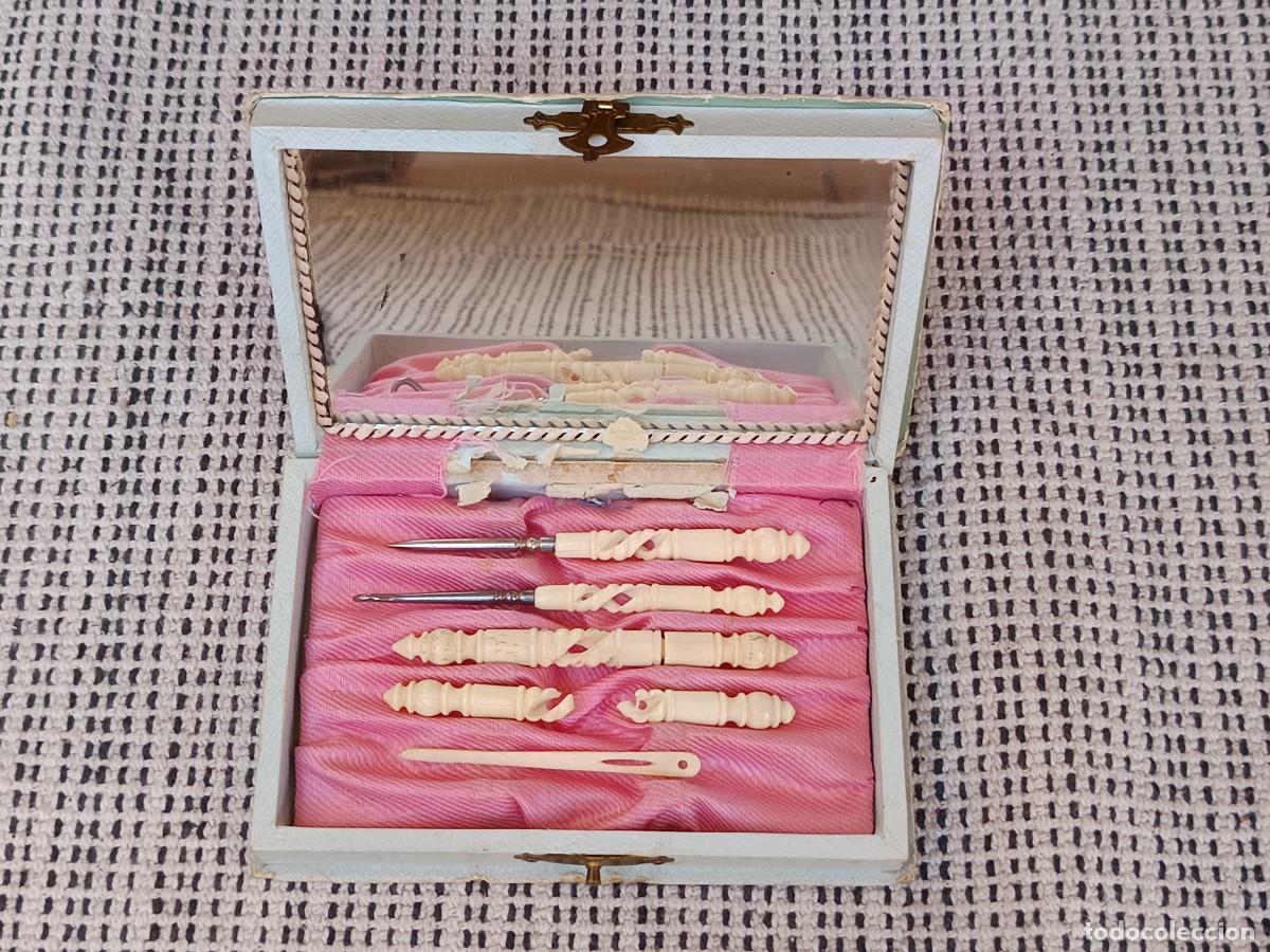 Antig&uuml;edades: Utensilios costura o labor de marfil o hueso a&ntilde;os 20
