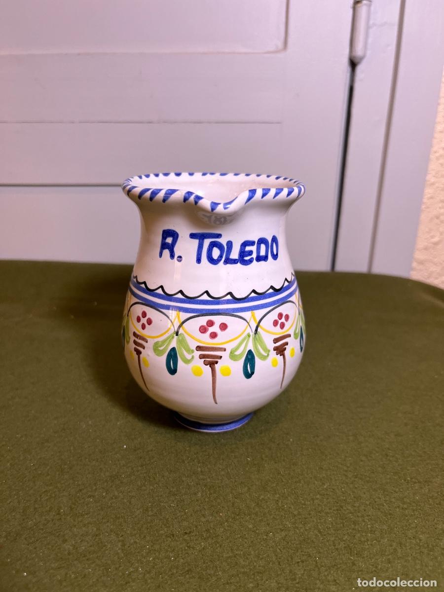 Antig&uuml;edades: Jarra cer&aacute;mica recuerdo de Toledo pintada a mano | Mini jarra decorativa vintage