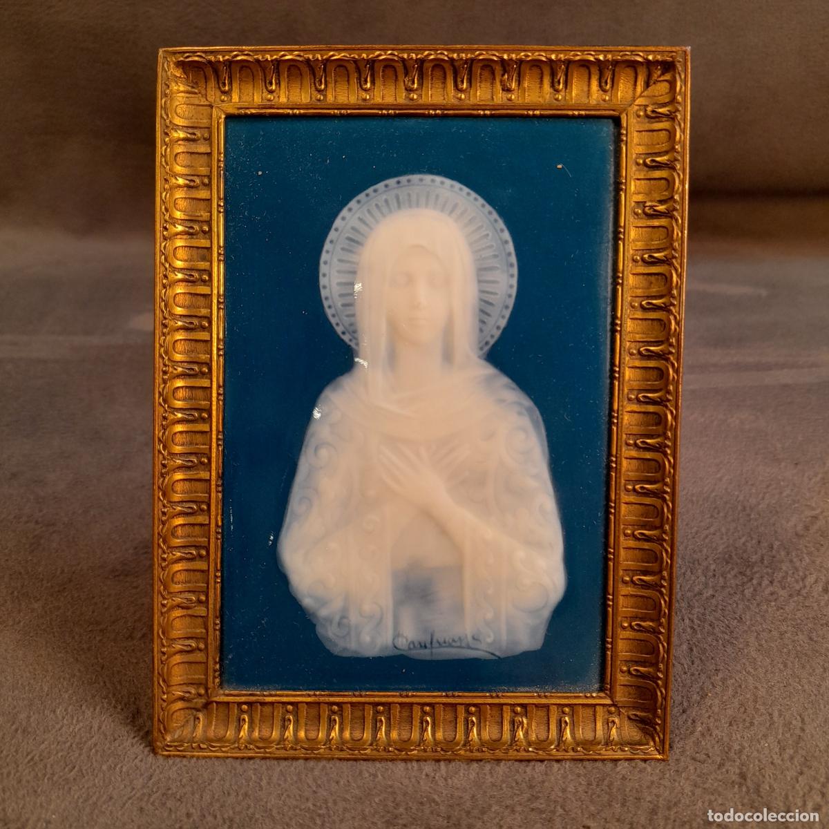 Antiquit&eacute;s: RELIQUIARIO VIRGEN ORANTE EN PASTA V&Iacute;TREA FIRMADO. SIGLO XX