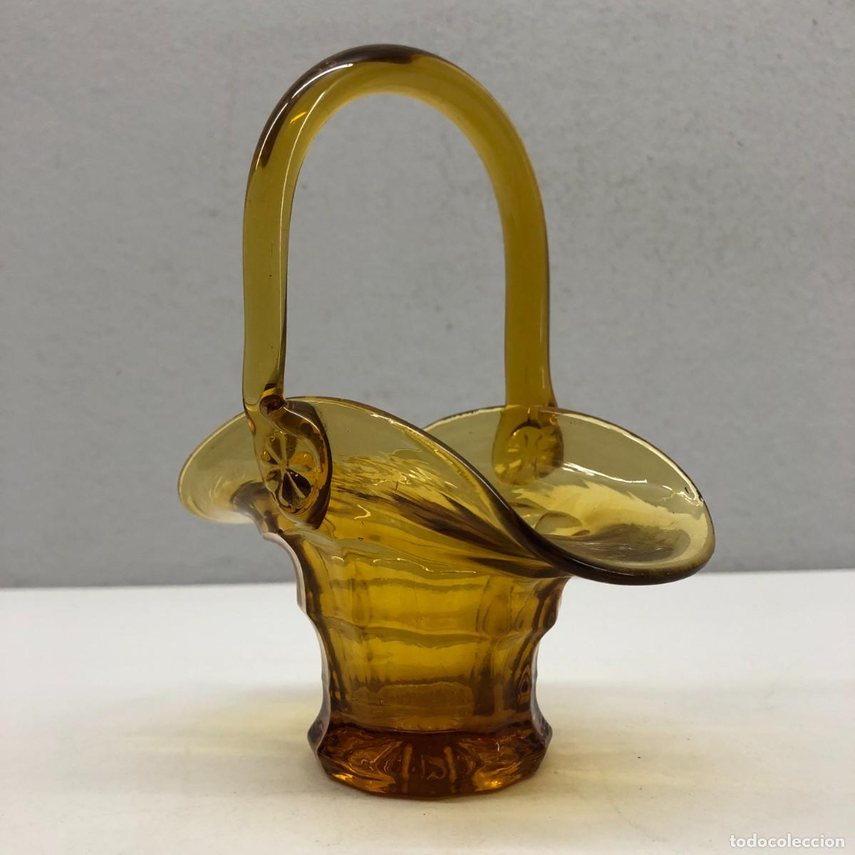 Antig&uuml;edades: PRECIOSO CENTRO DE MESA EN CRISTAL SOPLADO A MANO - AMARILLO - MALLORQU&Iacute;N - 15,5 X 12 X 8,5 CM / 556