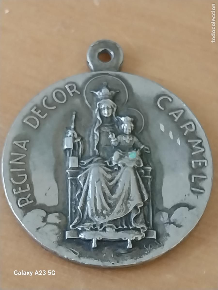 Antig&uuml;edades: VIRGEN CARMEN NTRA SRA SAGRADO CORAZON MEDALLA 3.22CMS