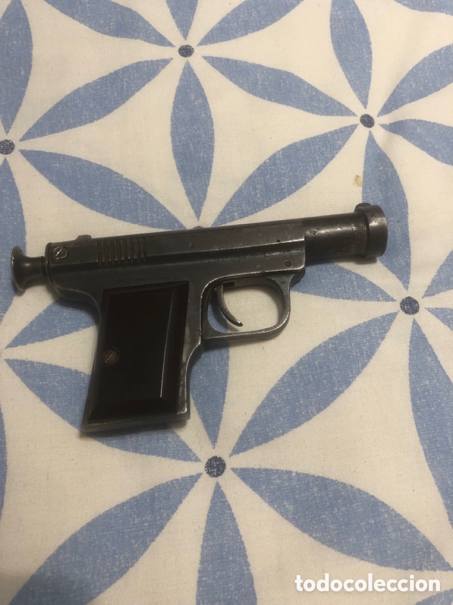 Antiquit&auml;ten: Pistola llamada mataperros