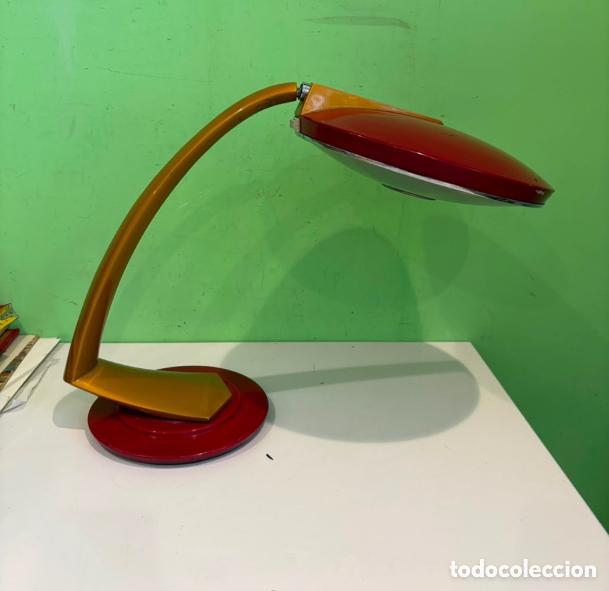 Antig&uuml;edades: L&aacute;mpara Fase Boomerang 2000 ocre y burdeos original completa &ndash; Dise&ntilde;o Luis P&eacute;rez de la Oliva (1968)