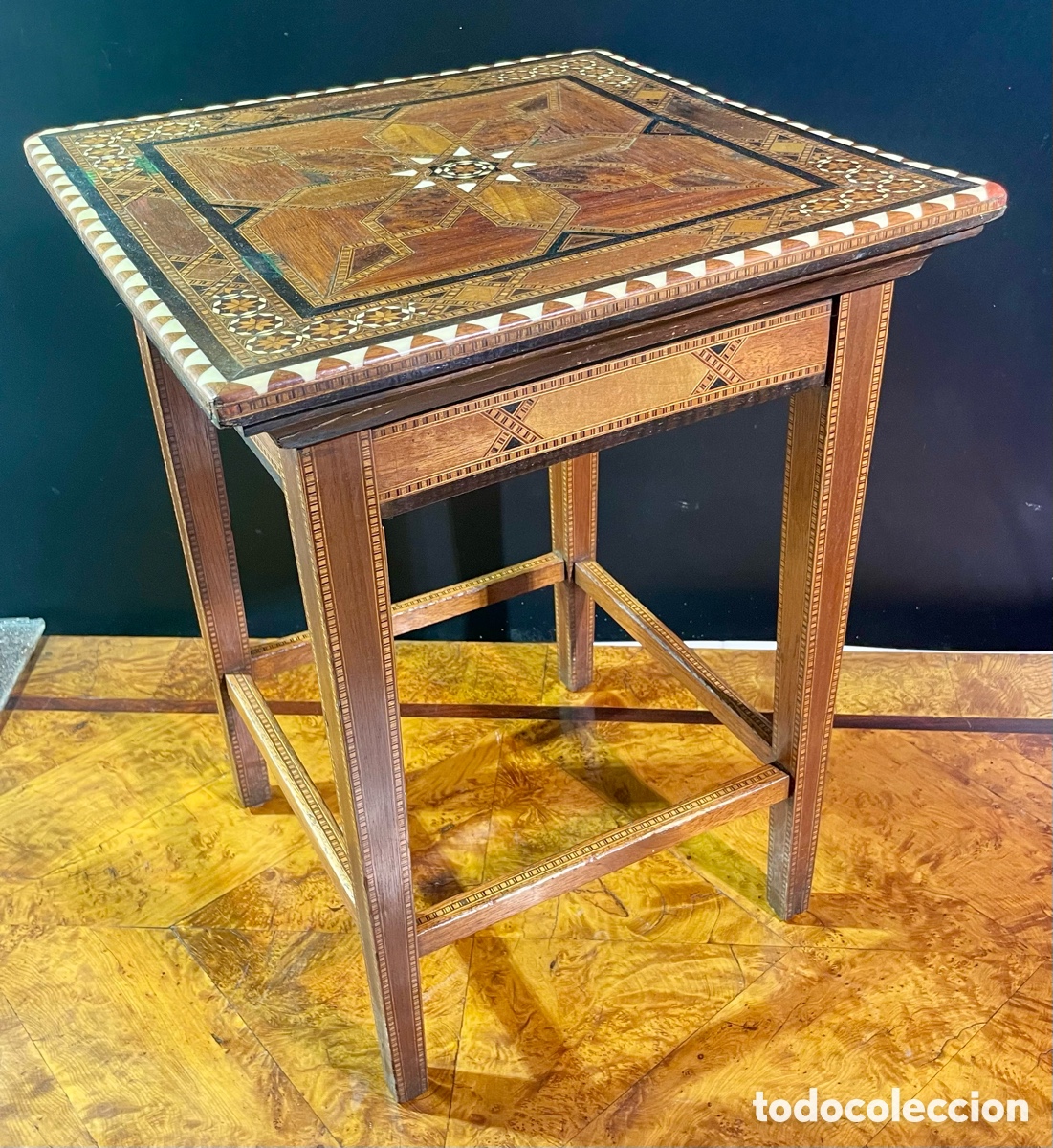 Antig&uuml;edades: Mesa con Incrustaciones de Hueso - Foto 3