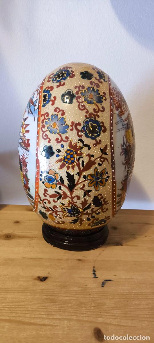 Antig&uuml;edades: Huevo de porcelana decorado - Foto 2