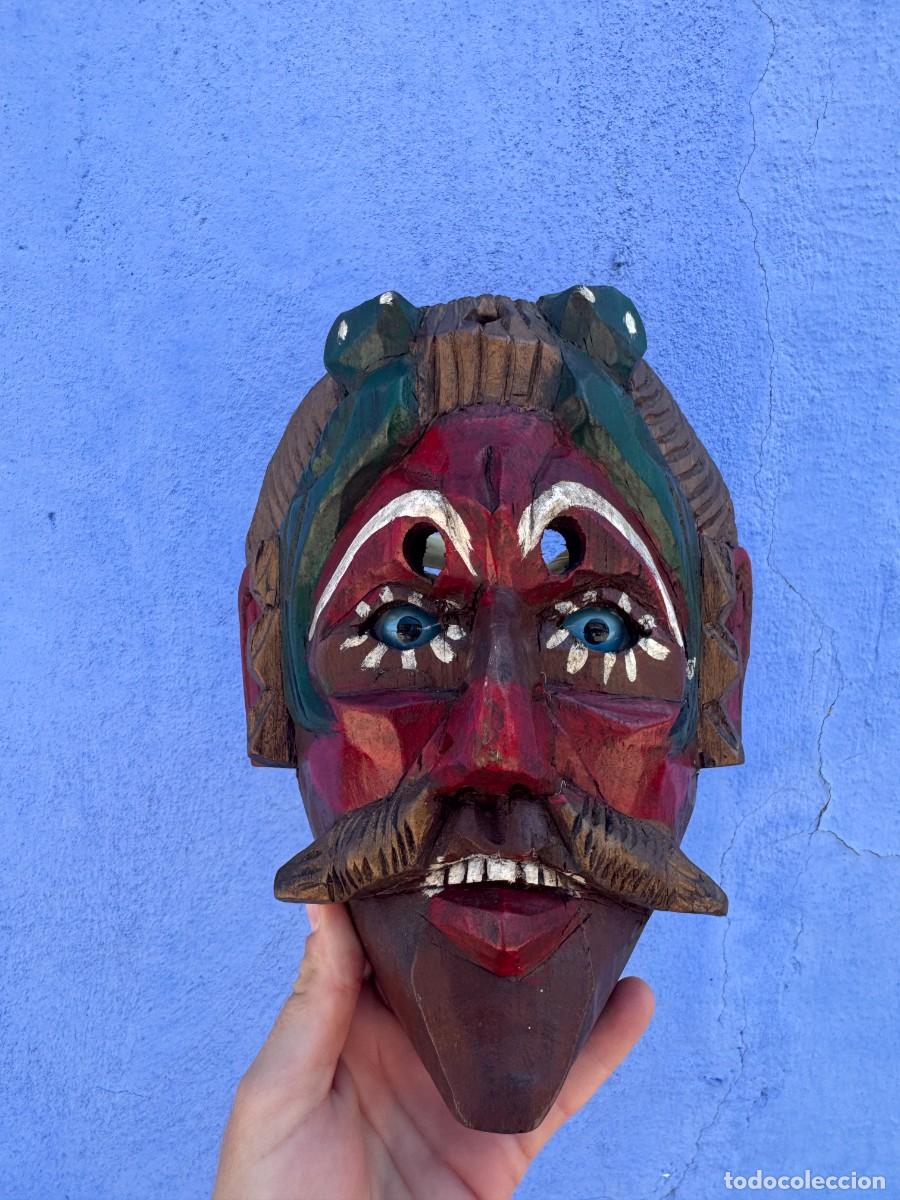 Antig&uuml;edades: M&aacute;scara en madera tallada - Artesan&iacute;a de Guatemala