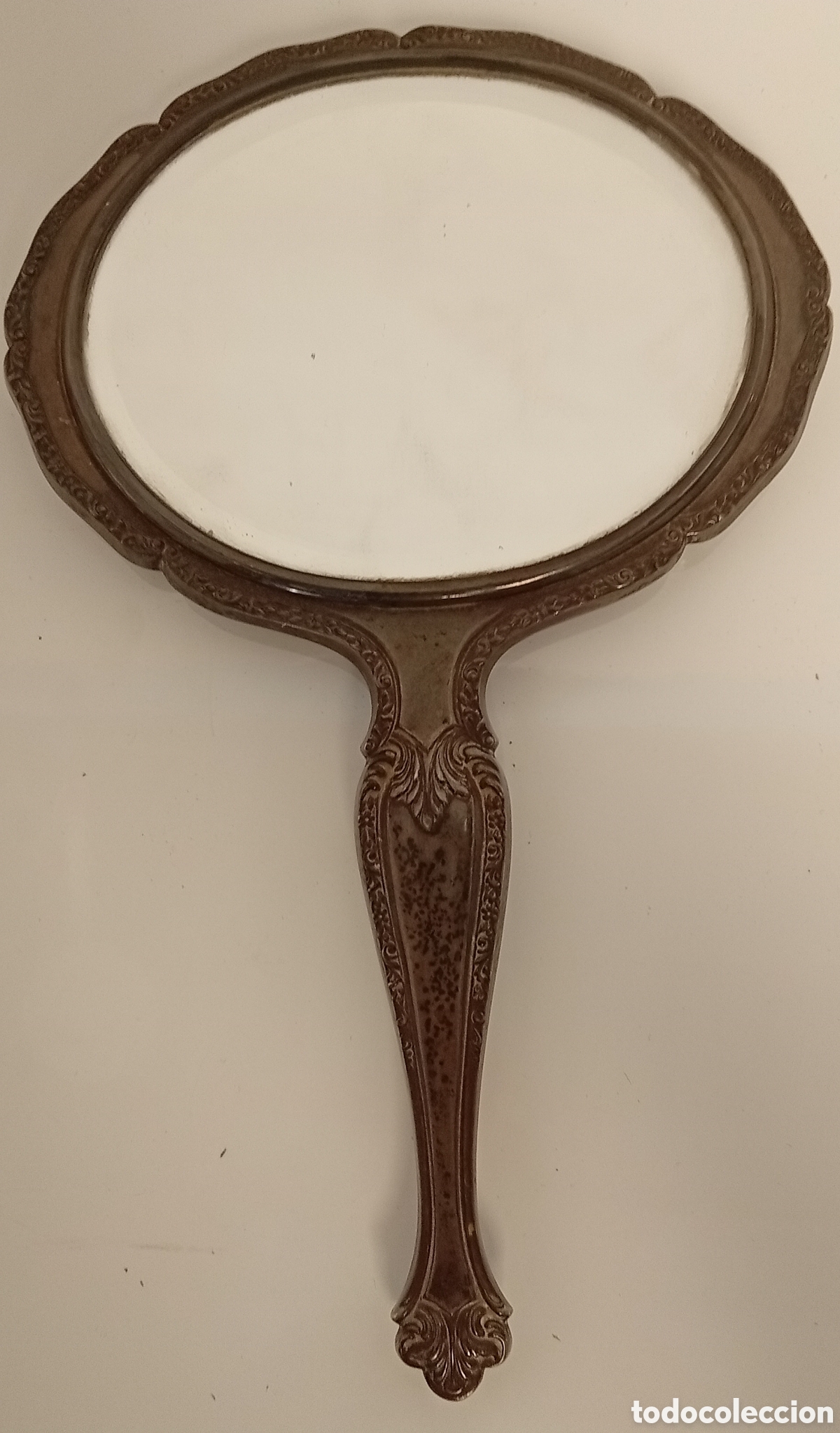 Antig&uuml;edades: ESPEJO DE MANO VINTAGE MARCO DE BRONCE Y CRISTAL