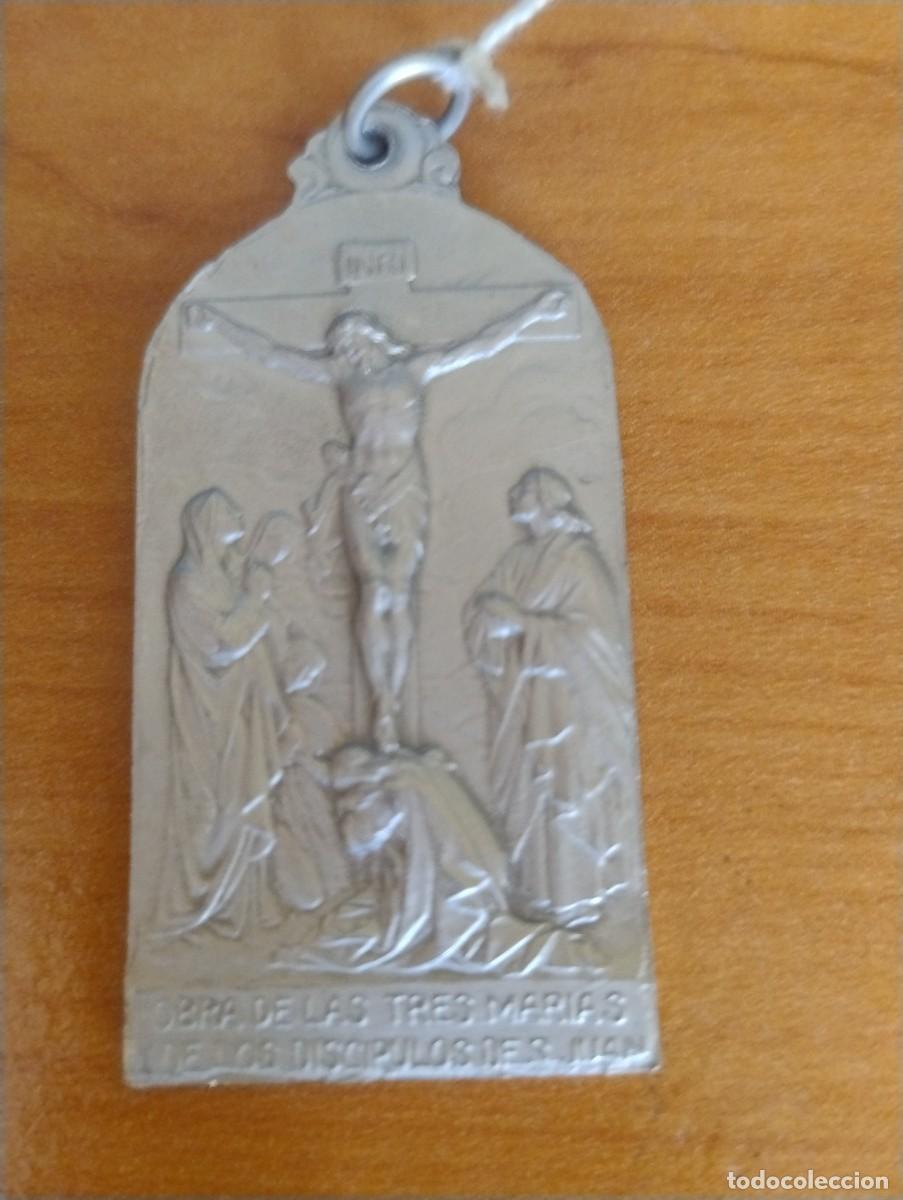 Antiguidades: ANTIGUA MEDALLA RELIGIOSA LAS TRES MARIAS. UNOS 6 X 3 CM
