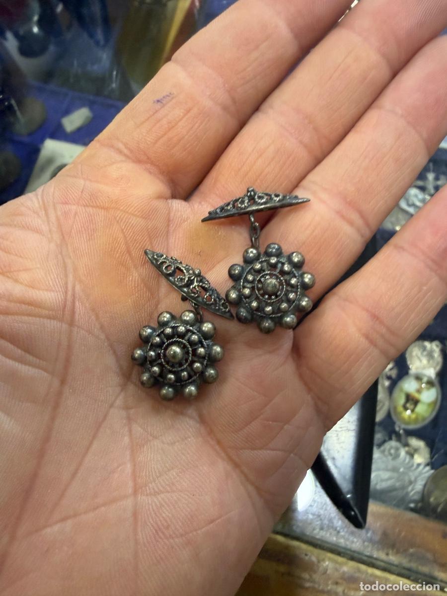 Antig&uuml;edades: Preciosos gemelos maragatos, plata