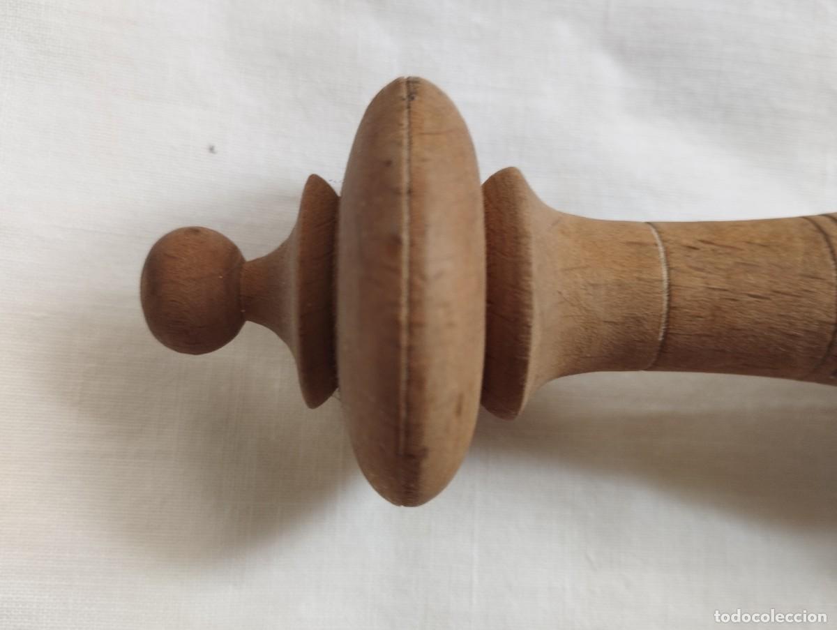 Antig&uuml;edades: Mazo de madera mortero a&ntilde;os 50 - Foto 2
