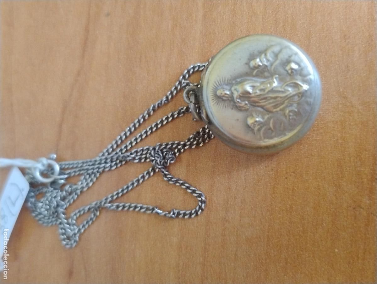 Antig&uuml;edades: Curiosa cadena de 29 cmt con porta rosario.