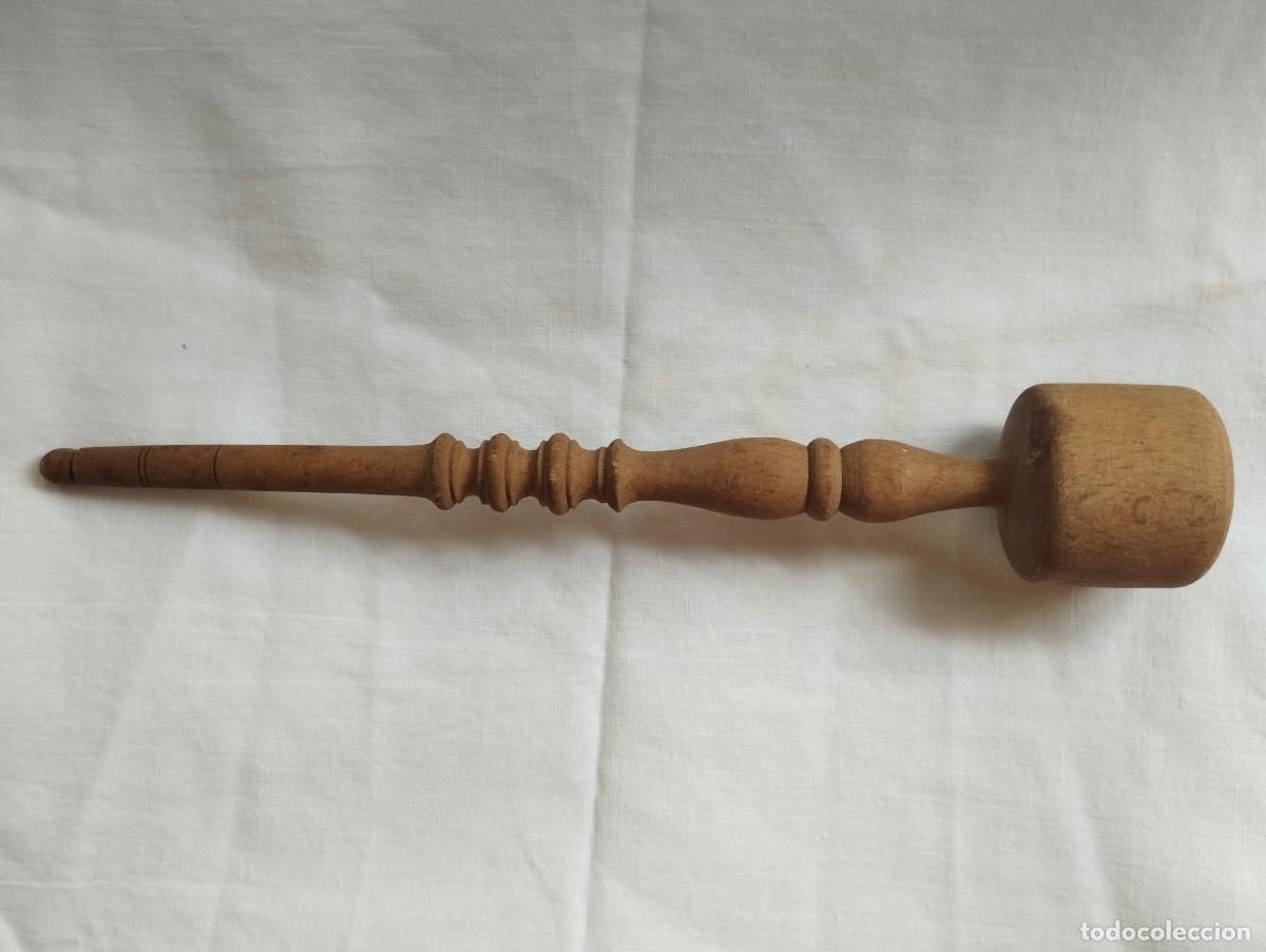 Antig&uuml;edades: Mazo de madera mortero a&ntilde;os 50