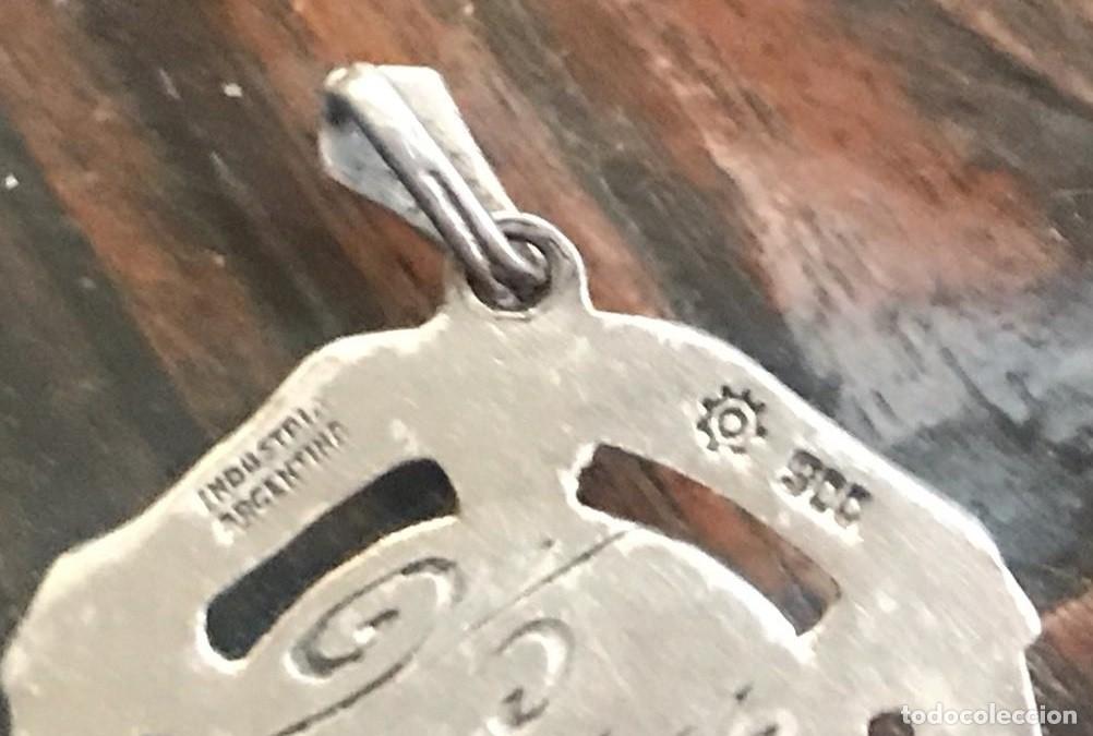 Antig&uuml;edades: Medalla devocional Virgen de Luj&aacute;n en oro y plata - Foto 6