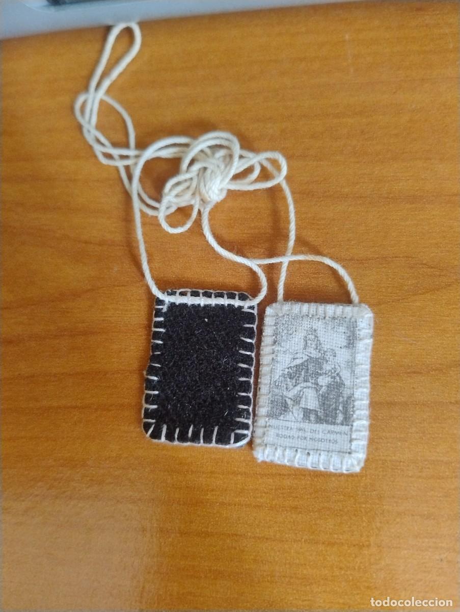 Antig&uuml;edades: Peque&ntilde;o escapulario de la Virgen del Carmen. - Foto 1