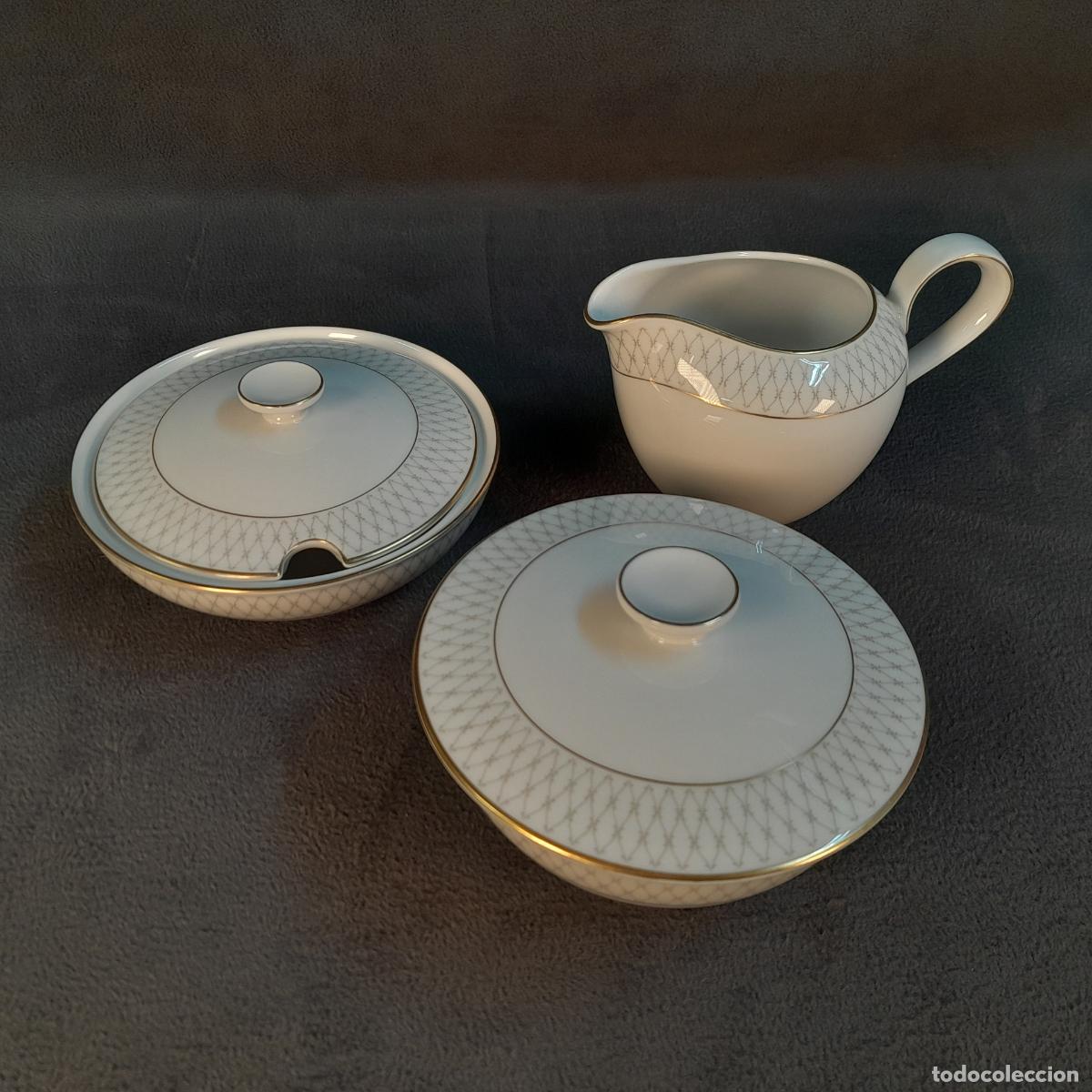 Antiquit&eacute;s: JUEGO DE PORCELANA H&C SELB BAVARIA HEINRICH ANMUT. Siglo XX.