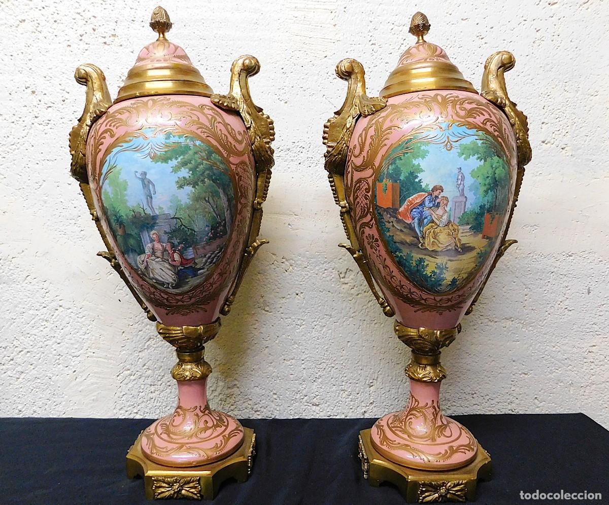 Antiquit&eacute;s: PAREJA DE JARRONES DE PORCELANA Y BRONCE