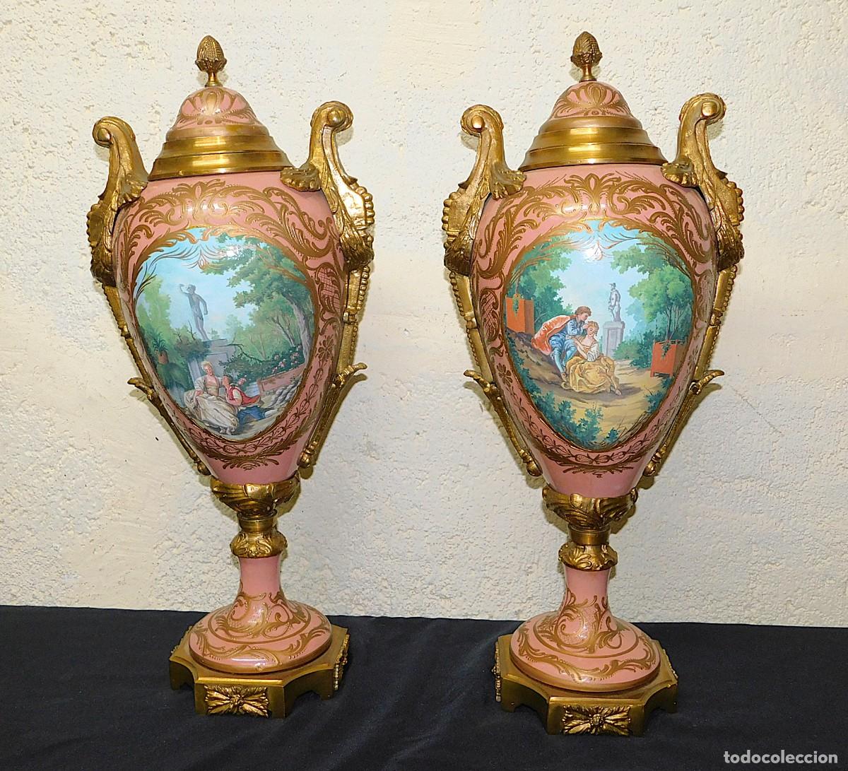 Antig&uuml;edades: PAREJA DE JARRONES DE PORCELANA Y BRONCE - Foto 2