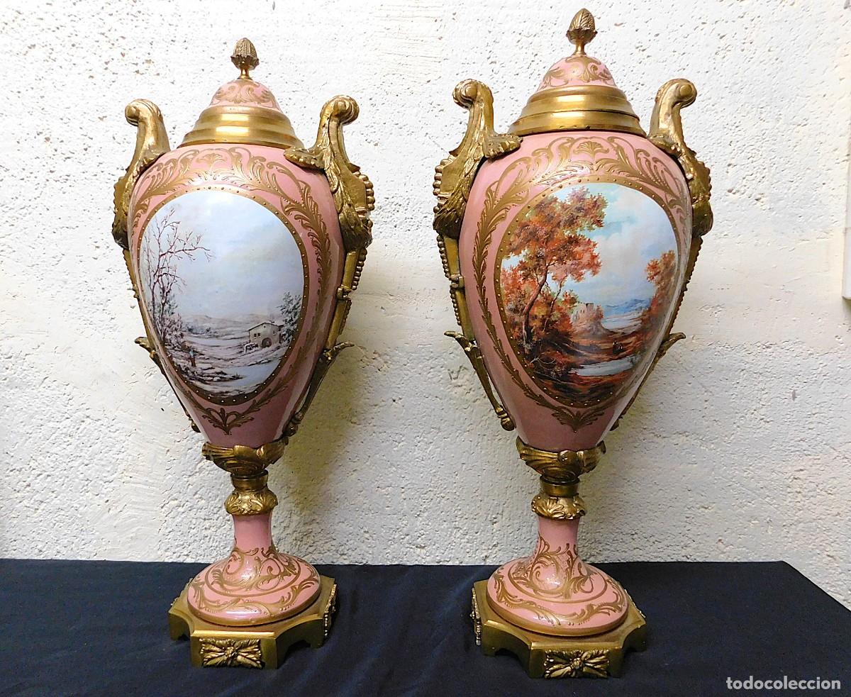 Antig&uuml;edades: PAREJA DE JARRONES DE PORCELANA Y BRONCE - Foto 13